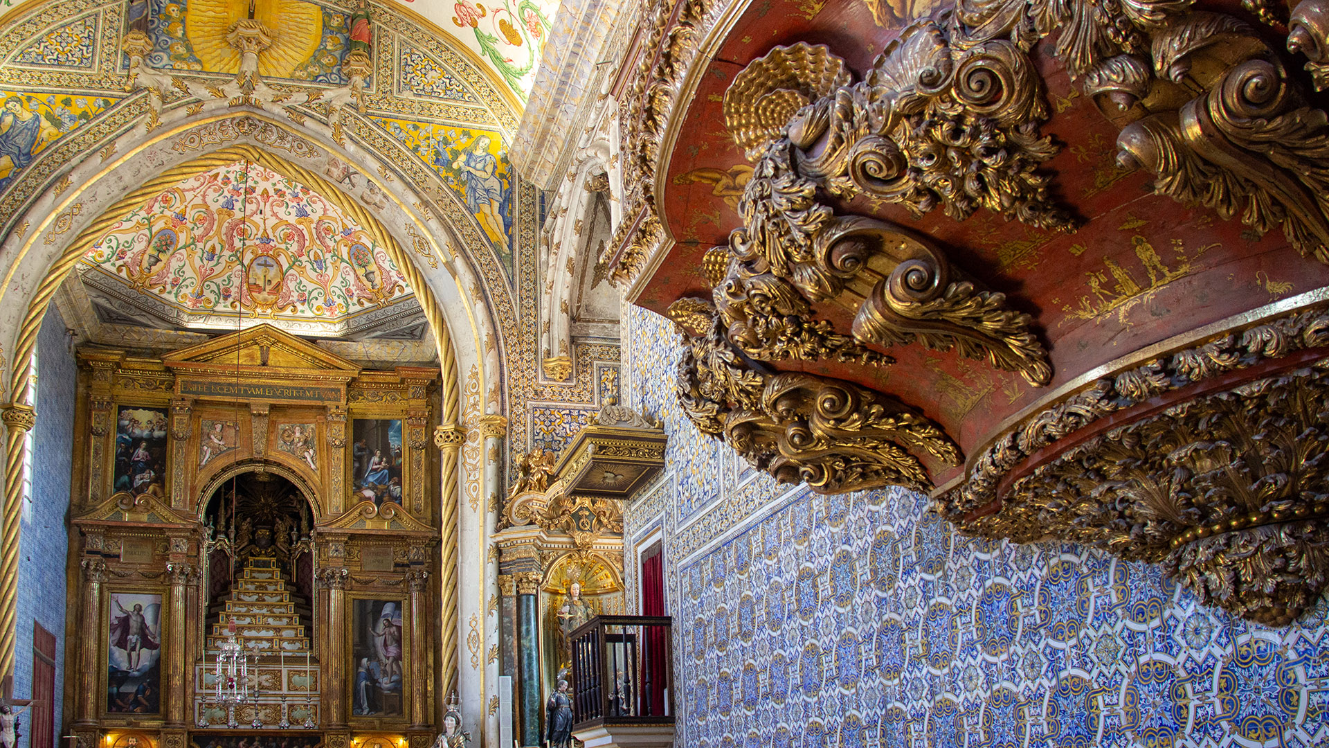 Roteiro 20 dias Portugal + Espanha 6 Roteiro 20 dias Portugal Espanha: Coimbra - Capela de São Miguel, Universidade de Coimbra