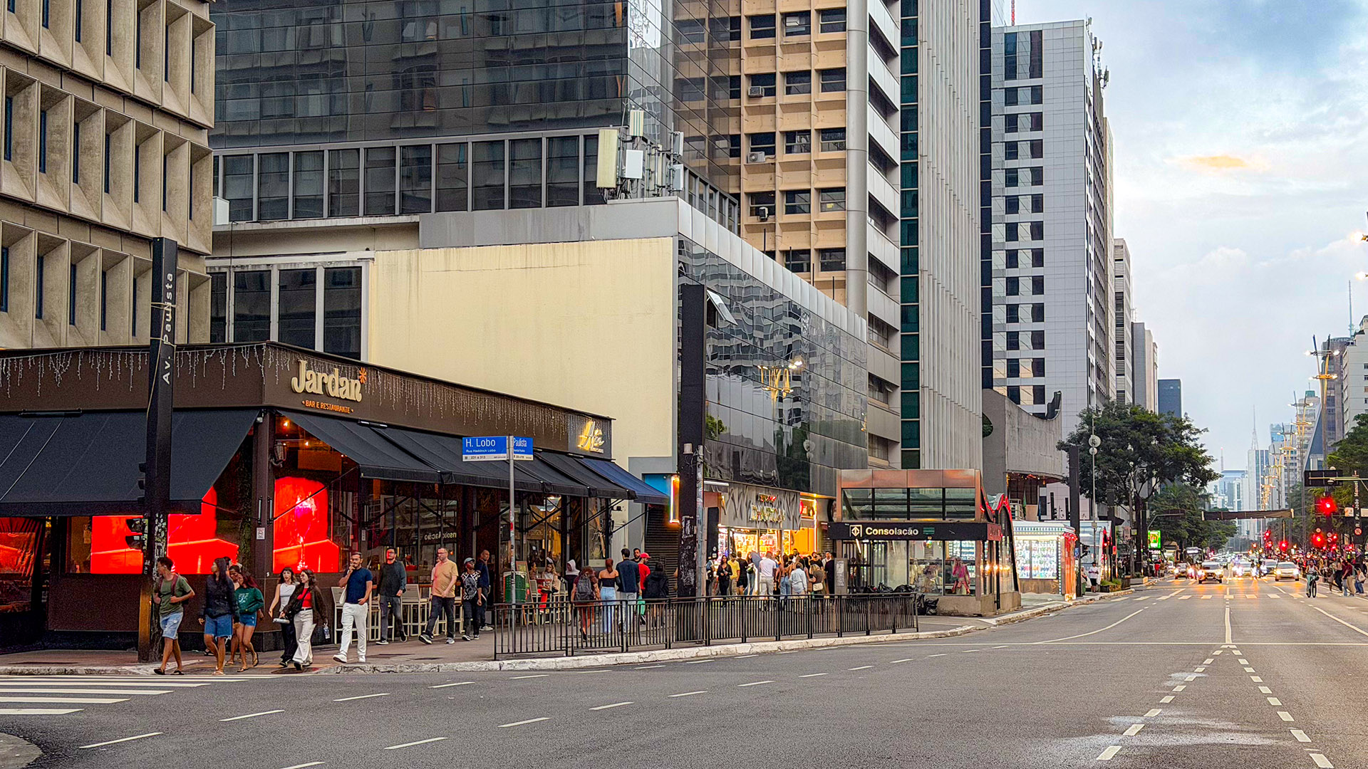 Shows no Morumbi: como chegar e hotéis nos arredores 38 Shows no Morumbi: como chegar e hotéis nos arredores 32