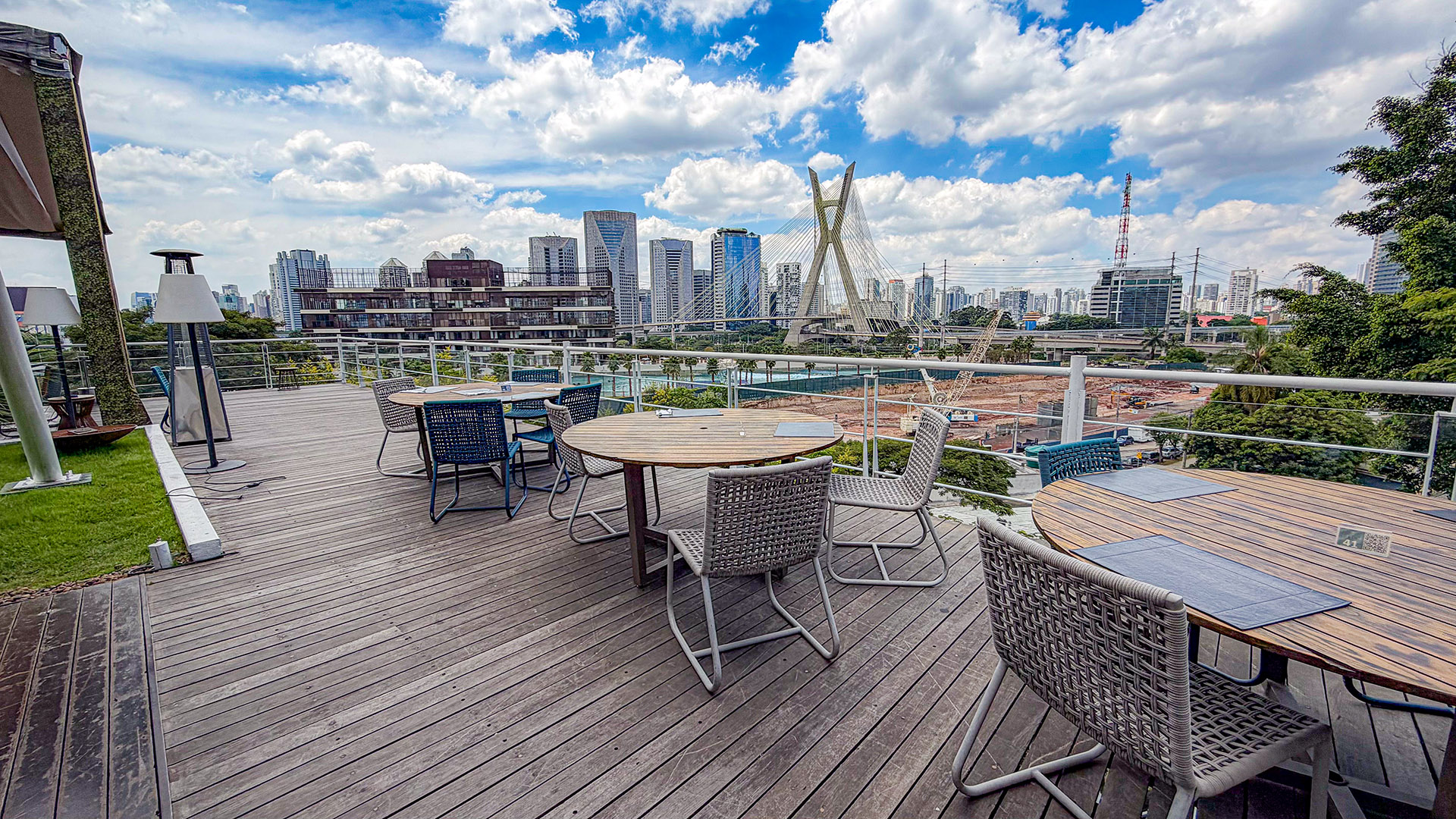 Shows no Morumbi: como chegar e hotéis nos arredores 20 Shows no Morumbi: como chegar e hotéis nos arredores 16